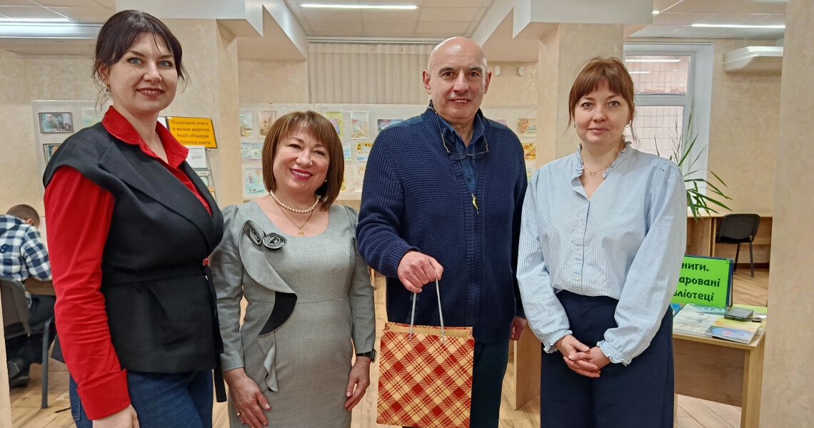 PSMU Library Welcomes Gifts: Annual “Donate a Book to the Library!” Campaign Underway