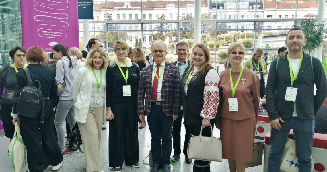 International cooperation:  The 32nd United Gastroenterology Week was the outstanding scientific event of the year
