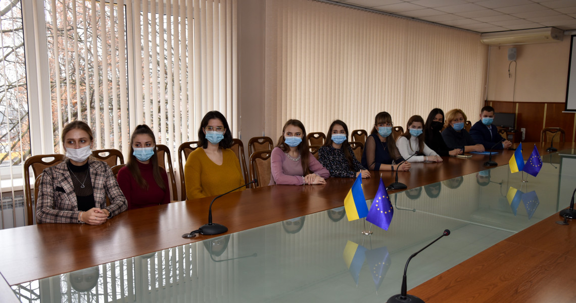 CONSTRUCTIVE MEETING: EXCHANGE OF VIEWS AND PLANS