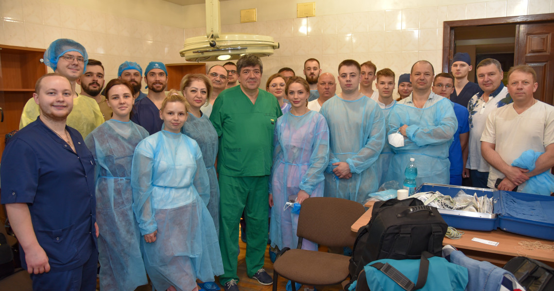 Training sessions from experienced U.S. military surgeons for Ukrainian surgeons has reached its final stage: summarizing the results