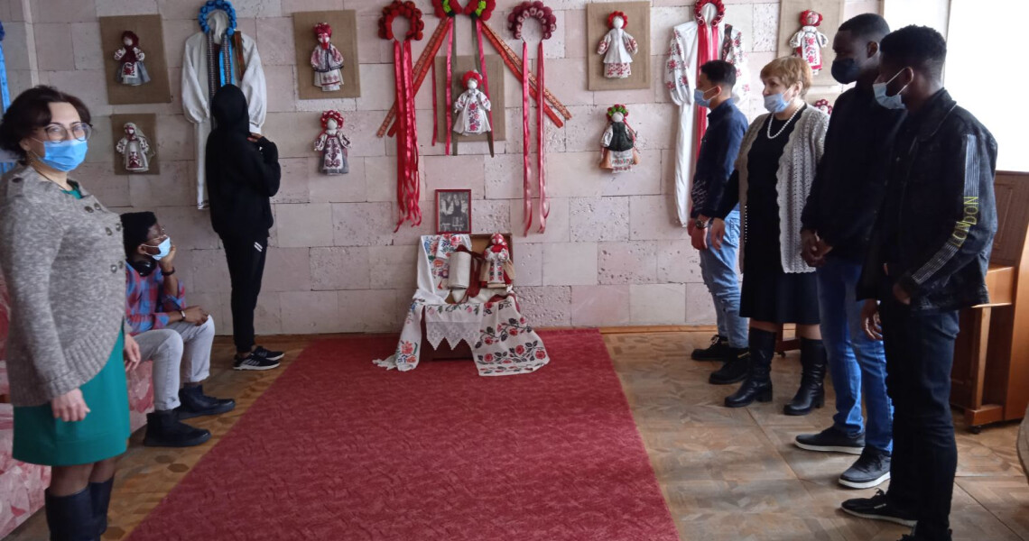 "IN THE HUGS OF GRANDMOTHER'S TRADITIONS": EXHIBITION "TRADITIONAL KNOTTED RAG DOLL OF POLTAVA REGION"
