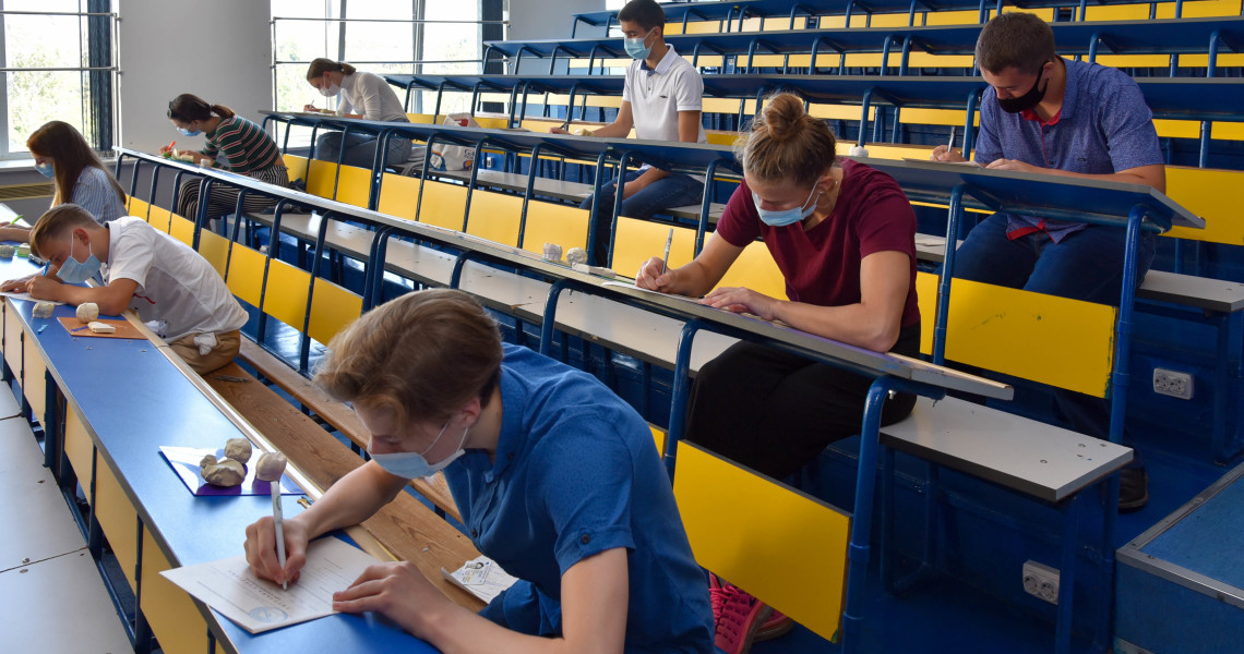 The admission campaign to the Ukrainian Medical Stomatological Academy
