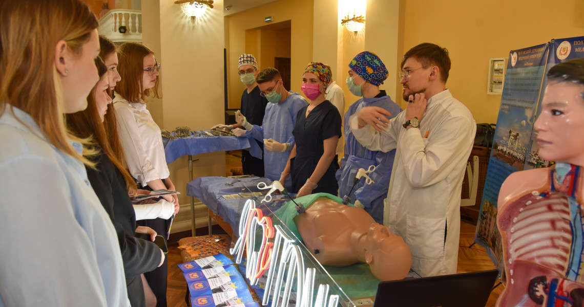 PSMU at the "Higher Education Institutions – Space for Scientific Innovations" Exhibition Dedicated to the Ukrainian Volunteer Day: On-Site Report