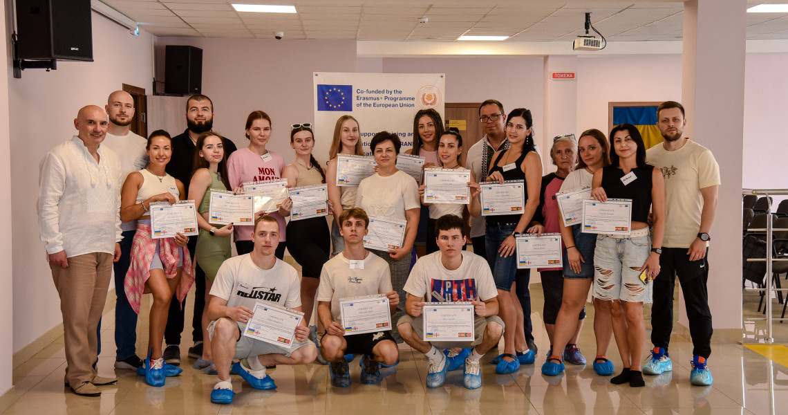 SportLife Fitness Club Trainers Master First Aid Skills as Part of the LIFESTRAND Project