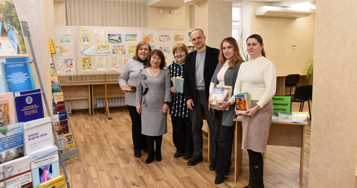 PSMU Library Welcomes Gifts: Annual “Donate a Book to the Library!” Campaign Underway