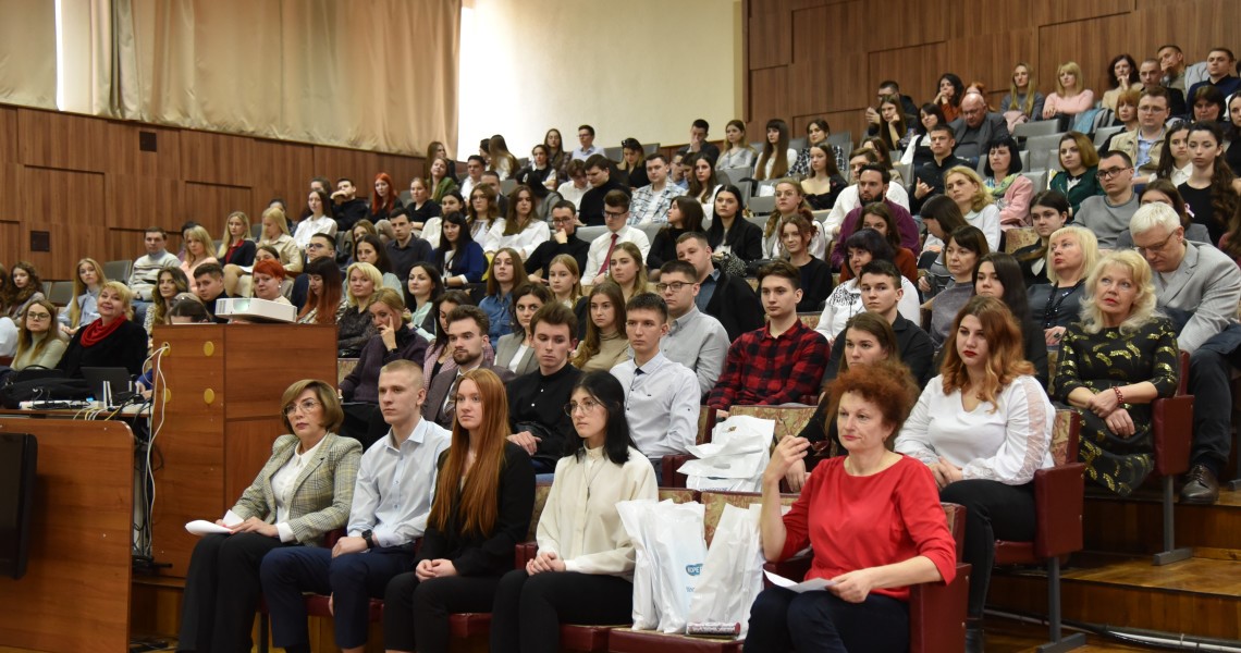 THE CELEBRATION OF THE STUDENTS' FIRST STEPS INTO THE GREAT SCIENCE: THE UNIVERSITY IS PROUD