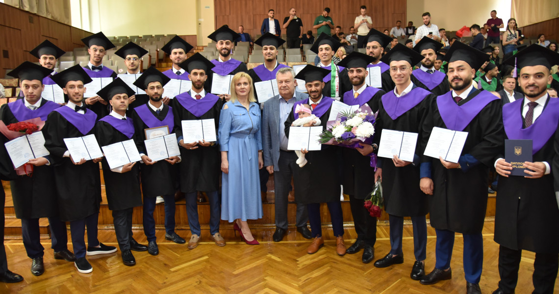 Ceremonial meeting of the Academic Council: diplomas were awarded to graduates of class 2023 of PSMU