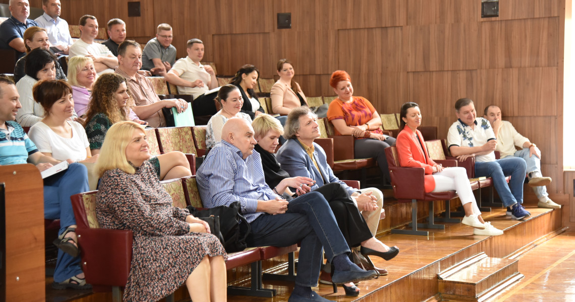 Business and methodological meeting at the International Faculty