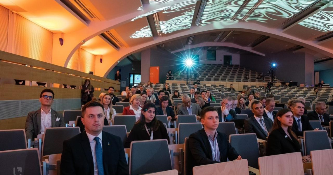 Magna Charta Universitatum Anniversary: "Universities and Re-Construction of Cities: the Role of Research and Education"