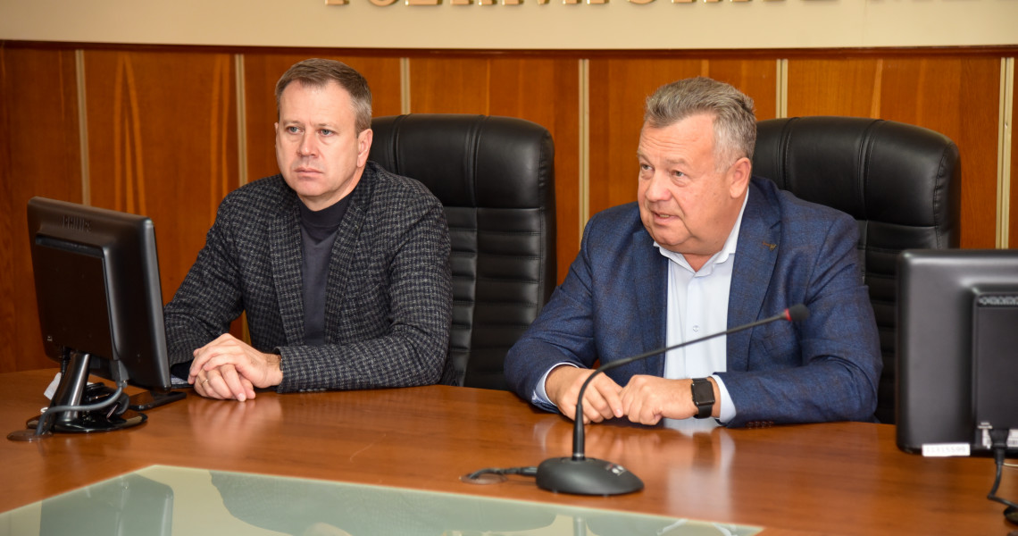 CONSTRUCTIVE MEETING: EXCHANGE OF VIEWS AND PLANS