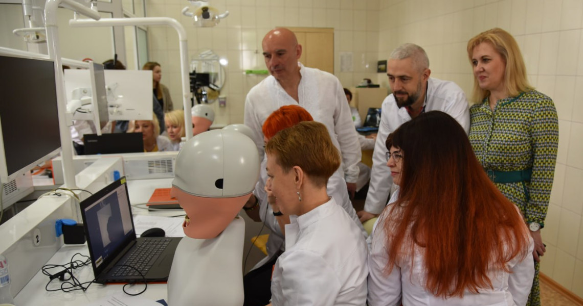 At the International Faculty, the assessment of students of the second (master's) level of higher education of the EPP "Dentistry" was completed