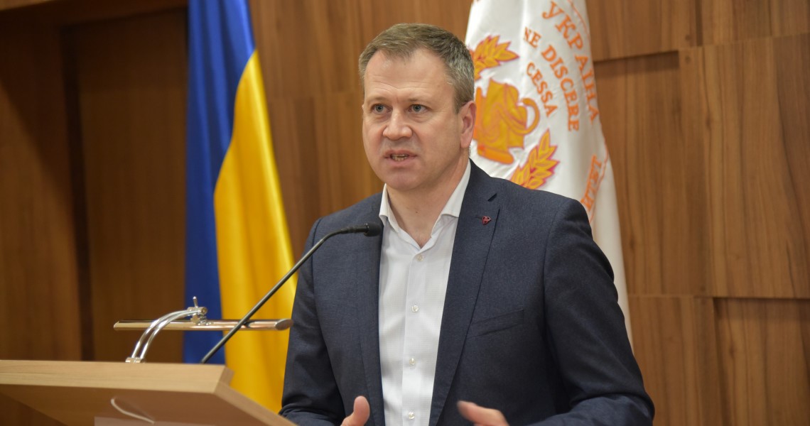 THE CELEBRATION OF THE STUDENTS' FIRST STEPS INTO THE GREAT SCIENCE: THE UNIVERSITY IS PROUD