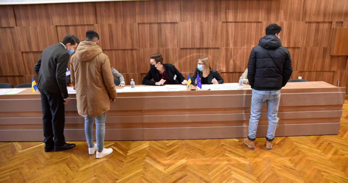 THE STUDENT PARLIAMENT: THE ELECTION HAS BEGUN