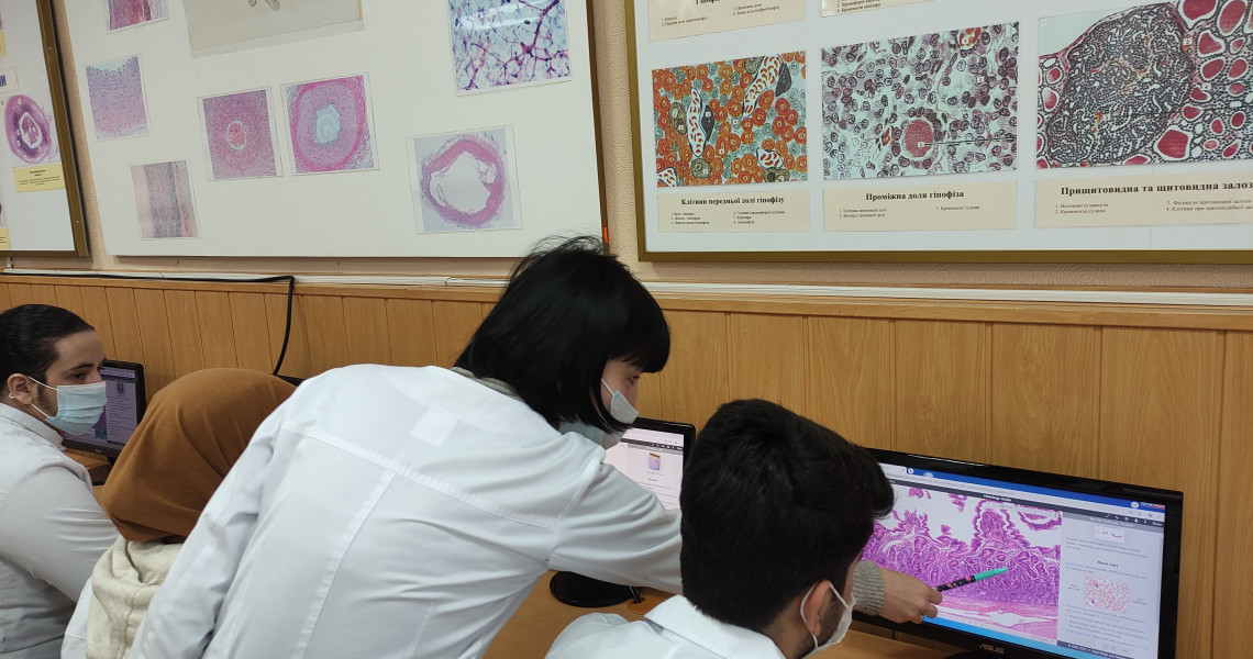 FOREIGN STUDENTS BECAME INTERESTED IN THE WORK OF THE STUDENT SCIENTIFIC GROUP