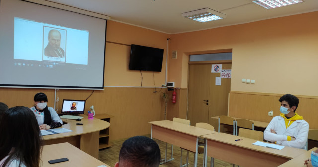 STUDENTS OF THE INTERNATIONAL FACULTY INTRODUCED TO ARTISTIC HERITAGE OF THE GREAT KOBZAR